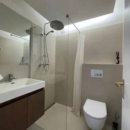 Apartment Wasserfall - Zentrum - Balkon - Seeblick - Kueche *