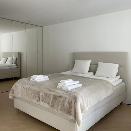 Wasserfall - Zentrum - Balkon - Seeblick - Kueche Apartment St. Moritz