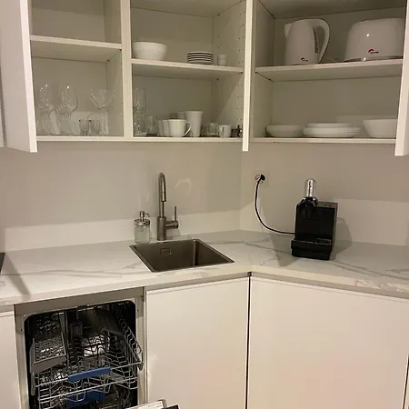 Wasserfall - Zentrum - Balkon - Seeblick - Kueche Apartment St. Moritz